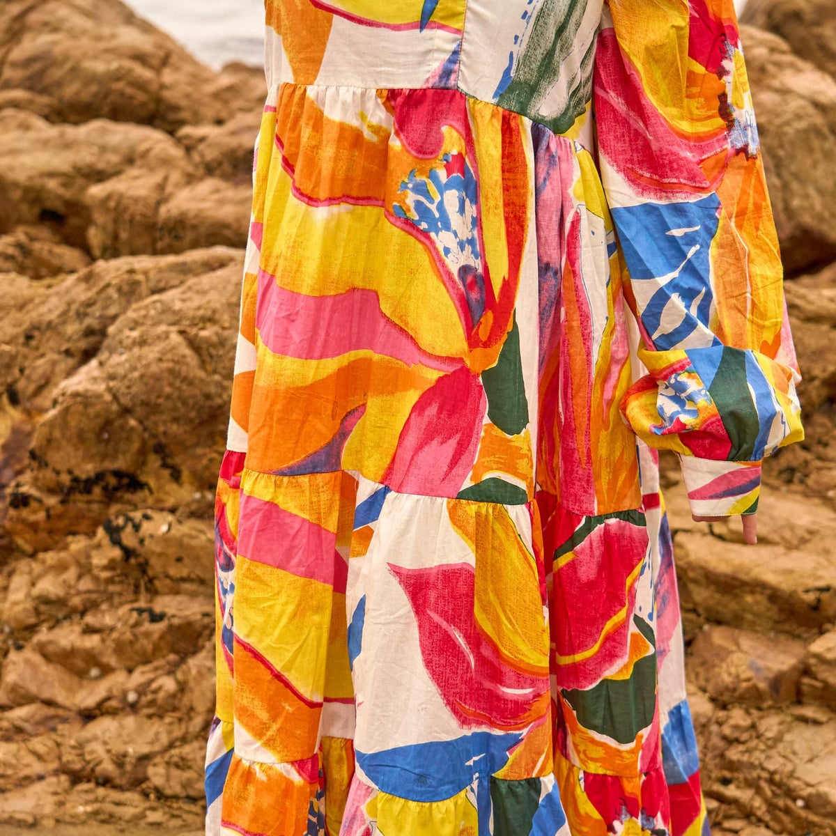 Zara Sunburst Abstract Cotton Maxi Dress – print detail