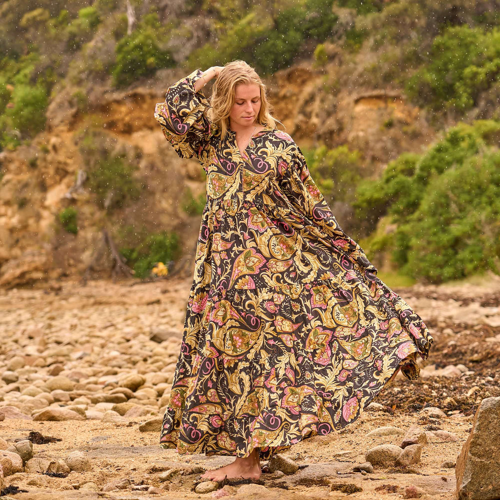 Zoya Woodland Bloom Cotton Maxi Dress – print detail