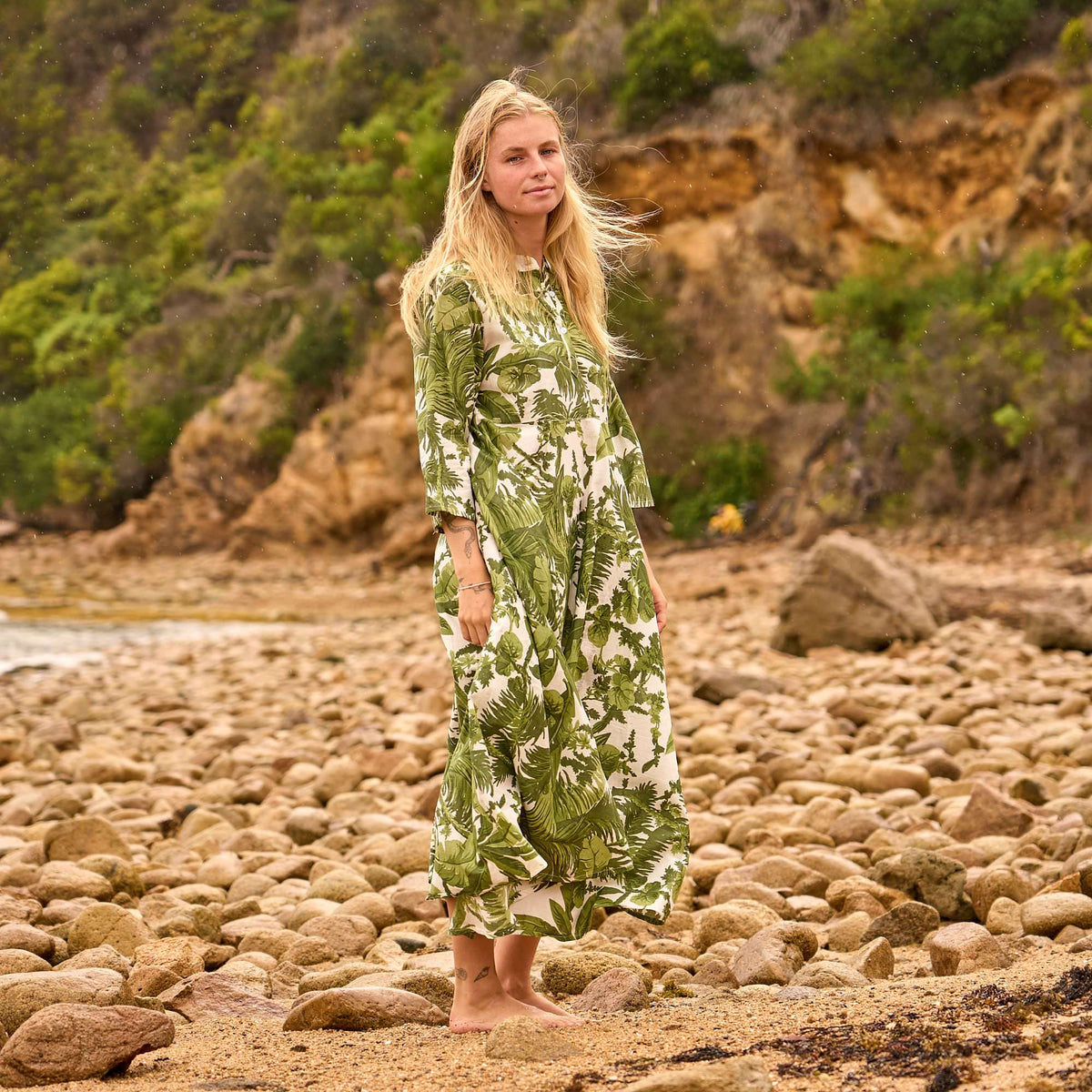 Uma Green Palm Cotton Maxi Dress – print detail