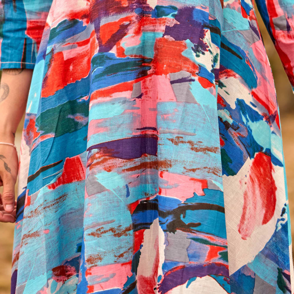 Veda Abstract Art Cotton Maxi Dress – styled look